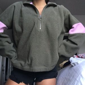 ARMY GREEN QUARTER ZIP